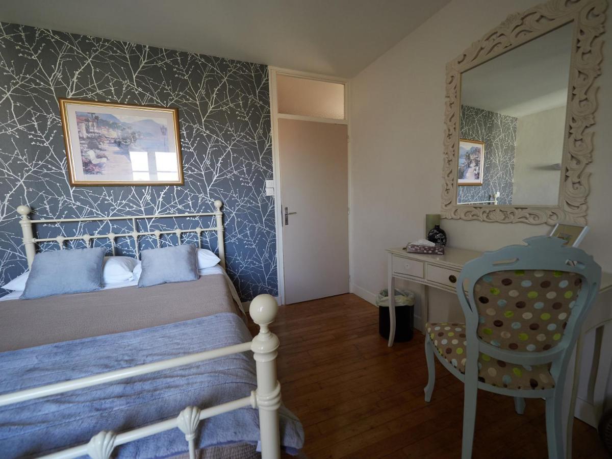 Pont Vieux Chambres D'Hotes Конфоланс Екстериор снимка